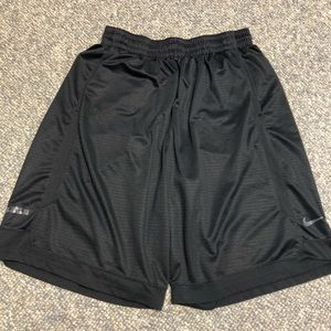 Nike Shorts LeBron James XL